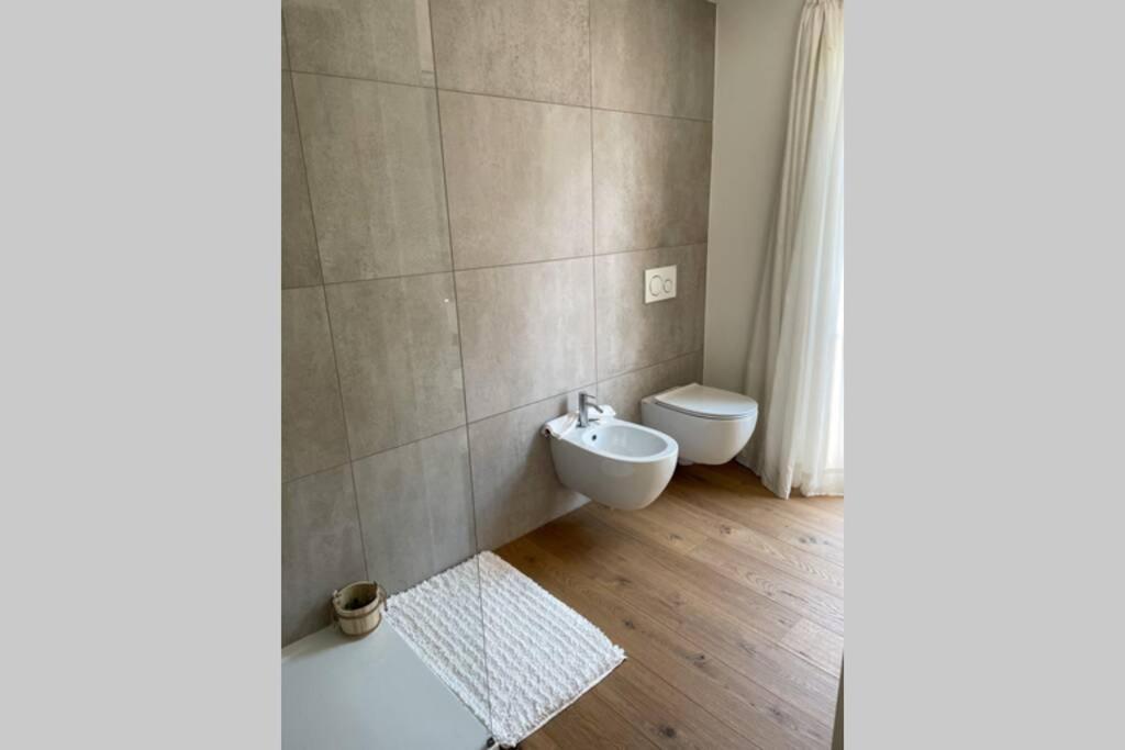 Design Apartment In The Heart Of Bolzano Exterior photo